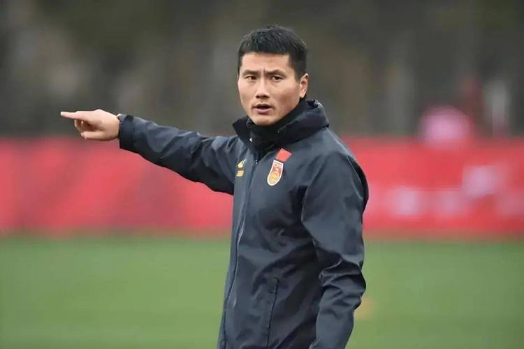 邵佳一：不认为中国球员水平很差，想打造整体性好的队伍