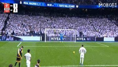 拉波尔塔讽刺皇马点球：那是假摔